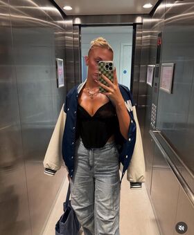 emwallbank Nude Leaks OnlyFans Photo 60