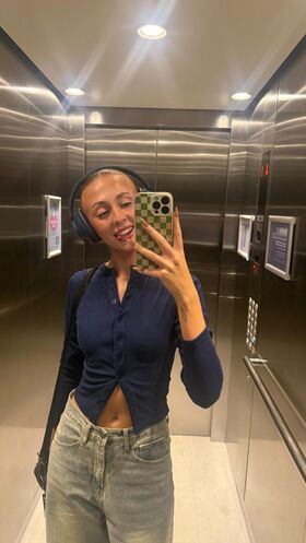 emwallbank Nude Leaks OnlyFans Photo 66