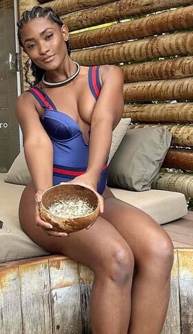 Erika Januza Nude Leaks OnlyFans Photo 106