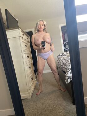 Erikka Devine Nude Leaks OnlyFans Photo 9
