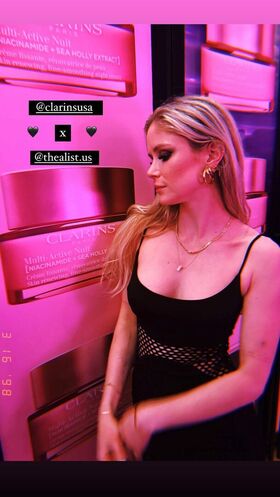 Erin Moriarty Nude Leaks OnlyFans Photo 147