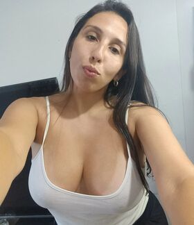 Estefania Moreira Nude Leaks OnlyFans Photo 4