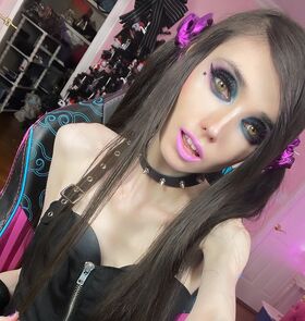 Eugenia Cooney Nude Leaks OnlyFans Photo 1