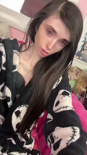 Eugenia Cooney Nude Leaks OnlyFans Photo 29
