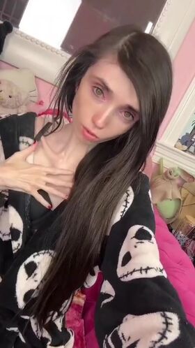 Eugenia Cooney Nude Leaks OnlyFans Photo 32