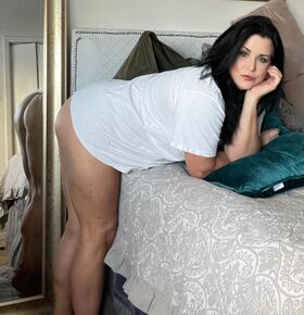 EV Parrish Nude Leaks OnlyFans Photo 10