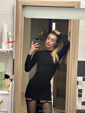 Eva Amelia Nude Leaks OnlyFans Photo 25