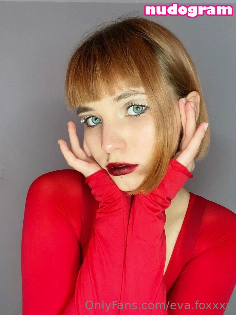Eva  eva.foxxxy  evvafoxx Гола изтичане OnlyFans снимка 34 - Nudogram  v2.1