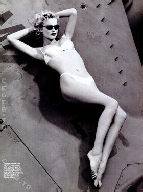 Eva Herzigová Φωτογραφία γυμνής διαρροής OnlyFans 77