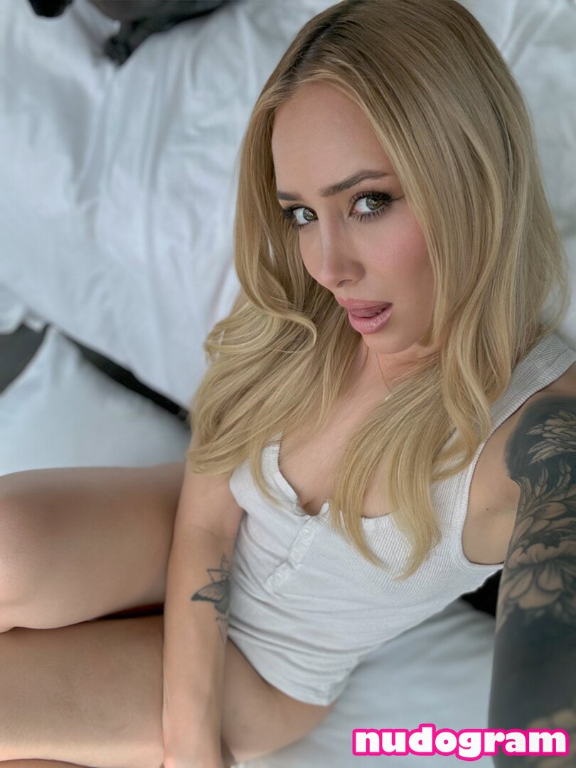 Evatattedbarbie  evathetattedbarbie Гола изтичане OnlyFans снимка 25 -  Nudogram v2.1