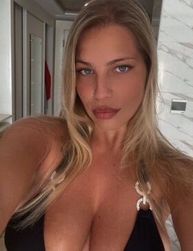 Eve Dapic Nude Leaks OnlyFans Photo 60