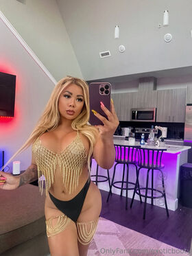 exoticbooty