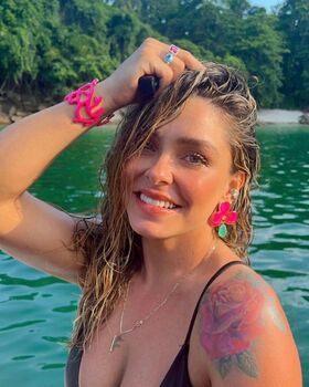 Fabiola Oliveira Nude Leaks OnlyFans Photo 6