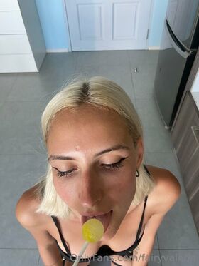 fairyylilly Nude Leaks OnlyFans Photo 17