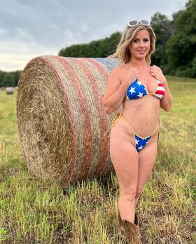Farm Girl Nude Leaks OnlyFans Photo 15