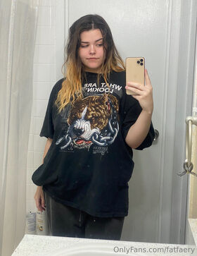 fatfaery Fotografie scursă ilegal OnlyFans dezbrăcată 48