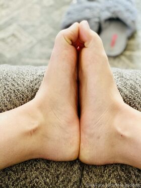 feet-goddezz Nude Leaks OnlyFans Photo 34