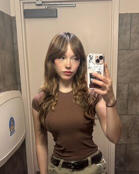 finseaa Çıplak Sızdırılmış OnlyFans Fotoğrafı 100