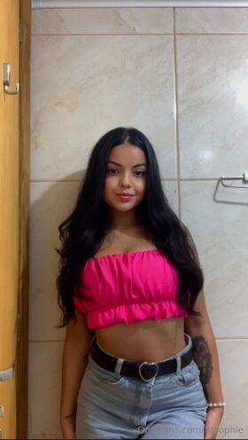 fitsophie Гола изтичане OnlyFans снимка 3