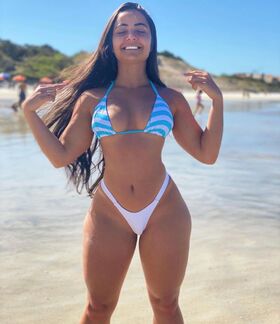 Flavia Oliveira Nude Leaks OnlyFans Photo 1