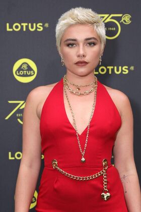 Florence Pugh Nude Leaks OnlyFans Photo 163