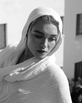 Florence Pugh Nude Leaks OnlyFans Photo 391