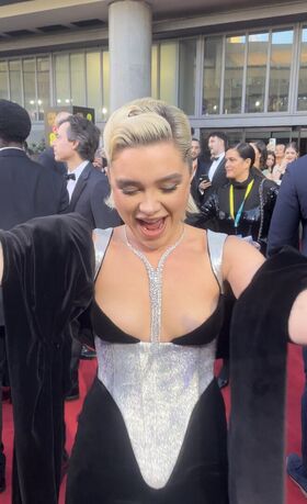 Florence Pugh Nude Leaks OnlyFans Photo 417