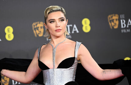 Florence Pugh Nude Leaks OnlyFans Photo 431