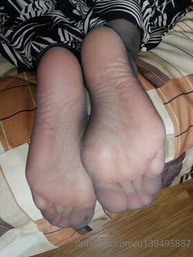 foot-mistress-miss-b Nude Leaks OnlyFans Photo 6