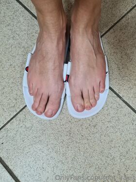 foot_vault Nude Leaks OnlyFans Photo 4