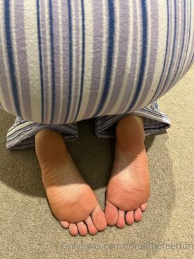 forallthefeetfun Nude Leaks OnlyFans Photo 23