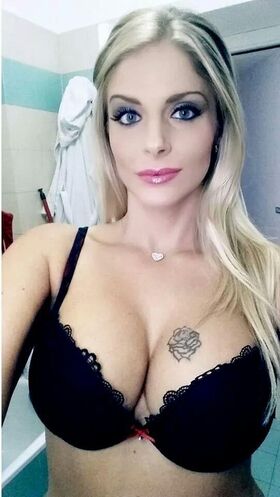Francesca Cipriani Nude Leaks OnlyFans Photo 13