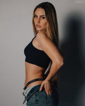 Franzi Dohn صورة OnlyFans العارية المسربة 100