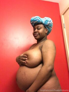 freakythickums Nude Leaks OnlyFans Photo 25