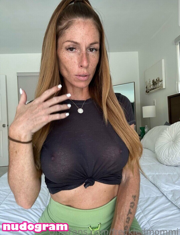 freckledmommi