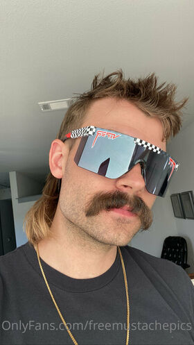 freemustachepics