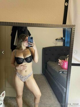 funnyy_bunnyy Nude Leaks OnlyFans Photo 4