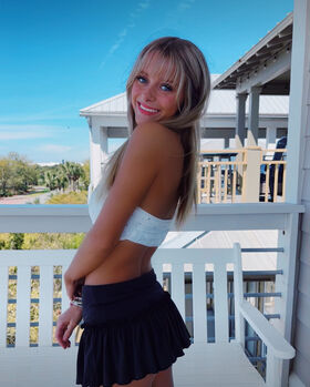 Funwithcoco Фото утечки OnlyFans (обнаженная) 1