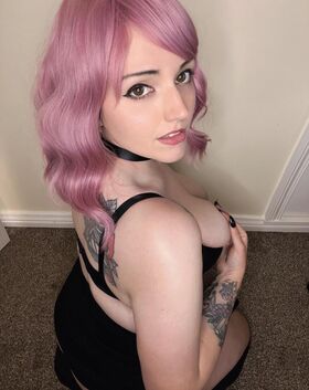 Gamming Bunny Nude Leaks OnlyFans Photo 33