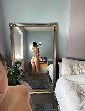 Gemma Owen Nude Leaks OnlyFans Photo 25