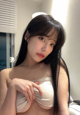 Ggyong_ee 굥이___ Nude Leaks OnlyFans Photo 16