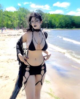 ghoulishbats Nude Leaks OnlyFans Photo 2