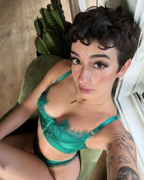 Gianna Evelyn Nude Leaks OnlyFans Photo 43