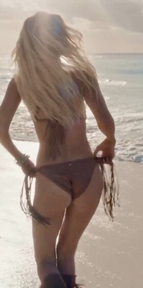 Gigi Hadid Nude Leaks OnlyFans Photo 190
