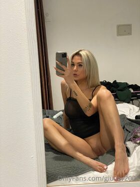 Giulia Valeri Nude Leaks OnlyFans Photo 10