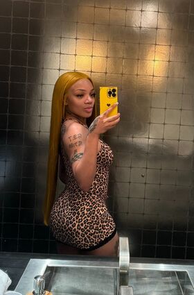 glorilla Çıplak Sızdırılmış OnlyFans Fotoğrafı 26