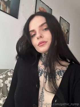 gothic_nymp
