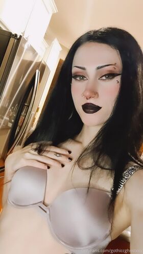 Gothiccghost Nude Leaks OnlyFans Photo 32