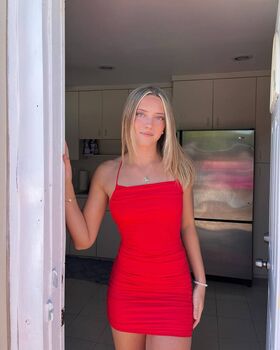 Grace Stephens Nahé uniklé OnlyFans foto 17