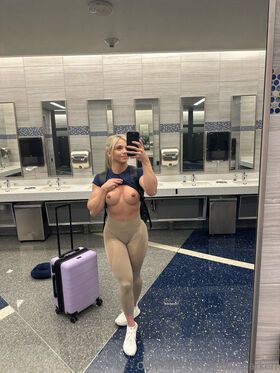 Gracie Parker Nude Leaks OnlyFans Photo 28